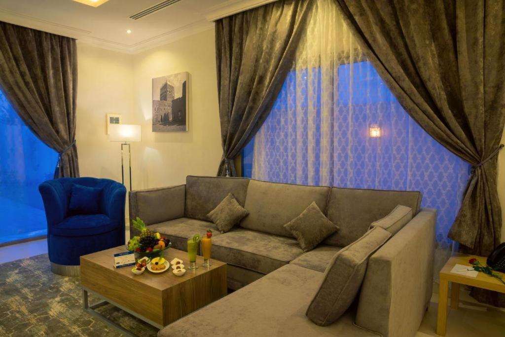 Swiss International Hotel Villas Unaizah - Al Qassim エクステリア 写真